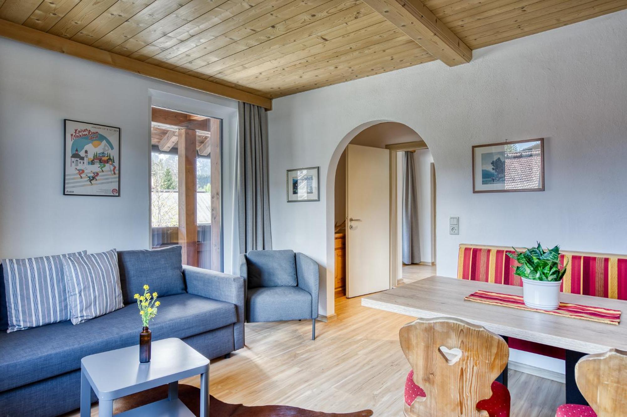 Boutiquehotel Zomm In Seefeld Aparthotel Seefeld in Tirol