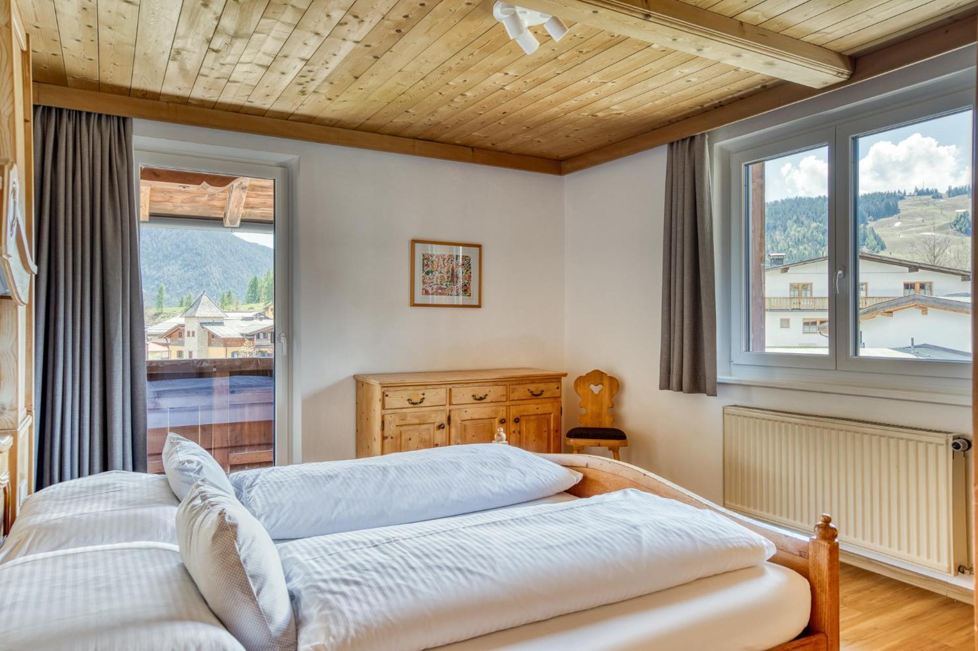 Boutiquehotel Zomm In Seefeld Aparthotel 3*